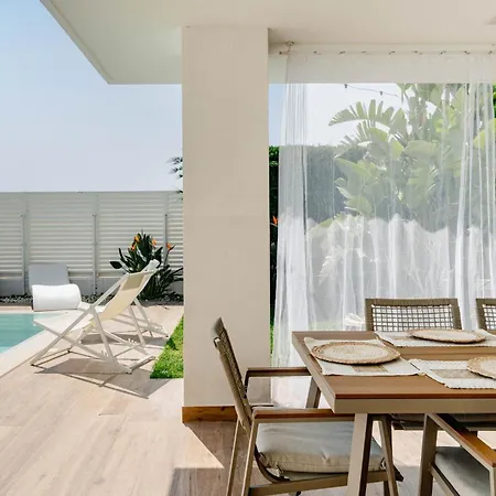 Luce Luxury Villa