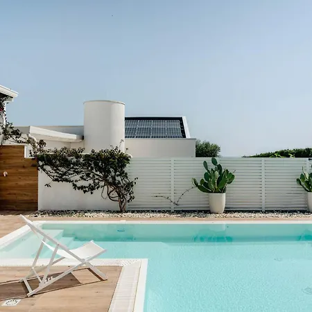 Luce Luxury Villa